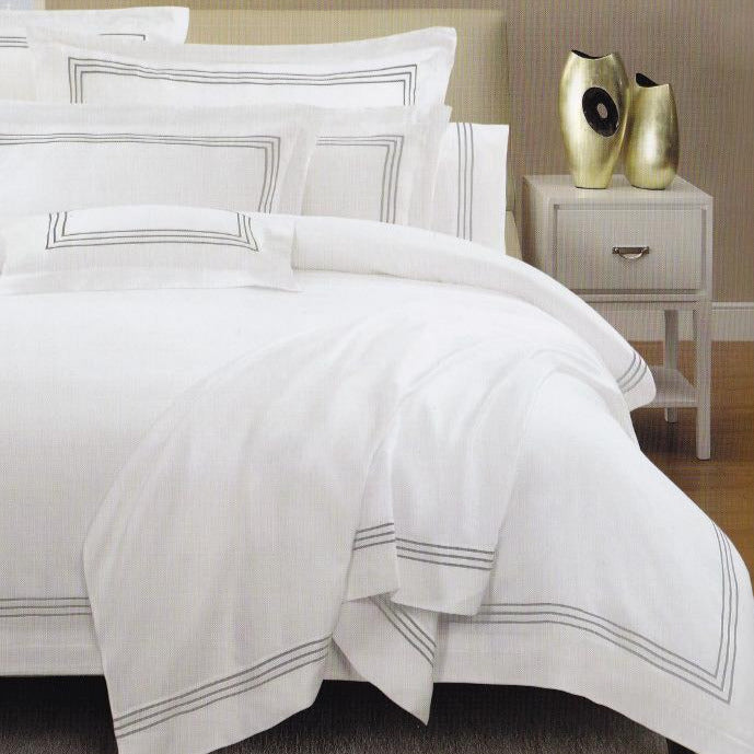 Hotel Quality - 1000TC Grey Embroidery Line on White Duvet / Quilt Cover set - Available in Queen, King, Super King and Accessories