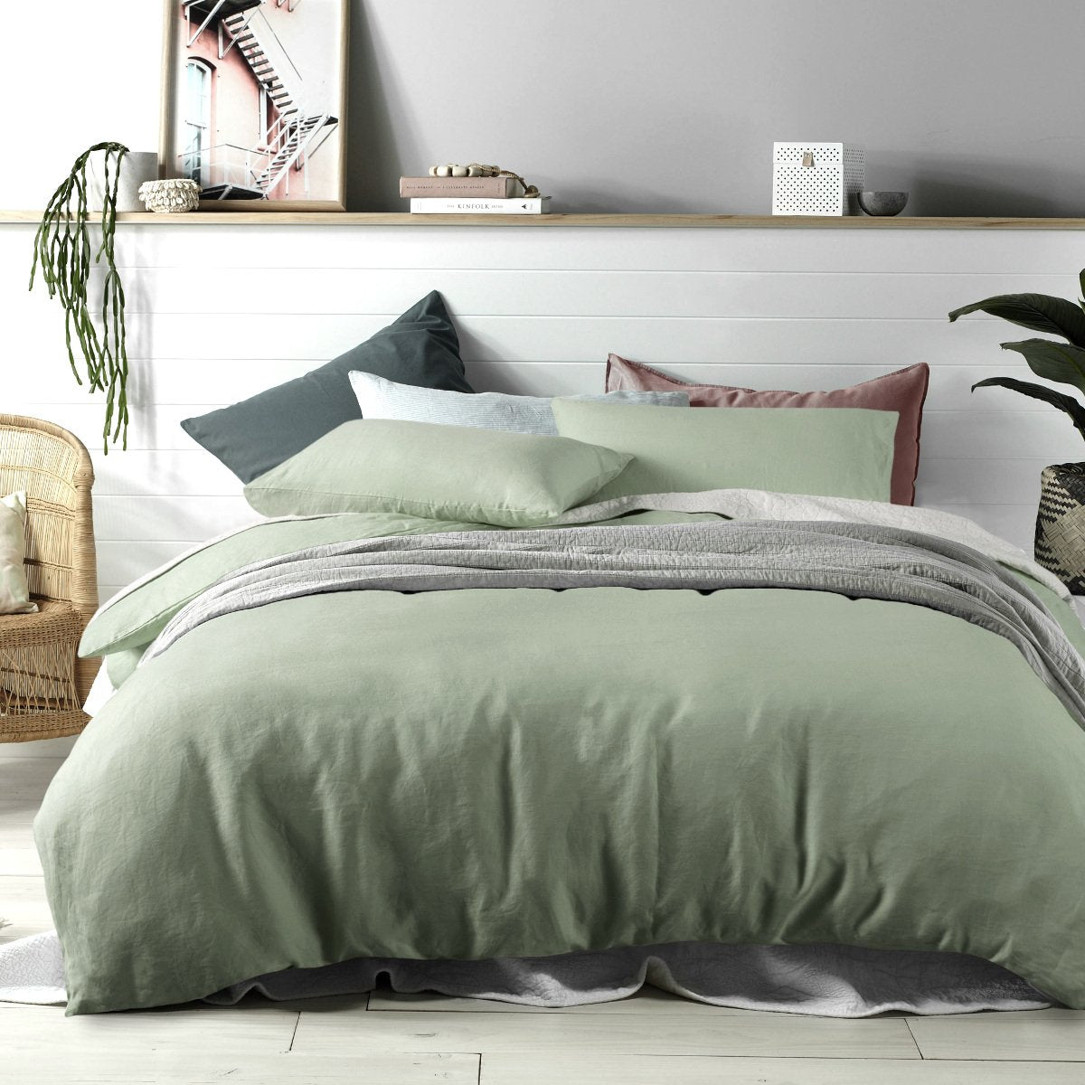 100% Linen sage green duvet cover set. Vinatge wash linen quilt cover set