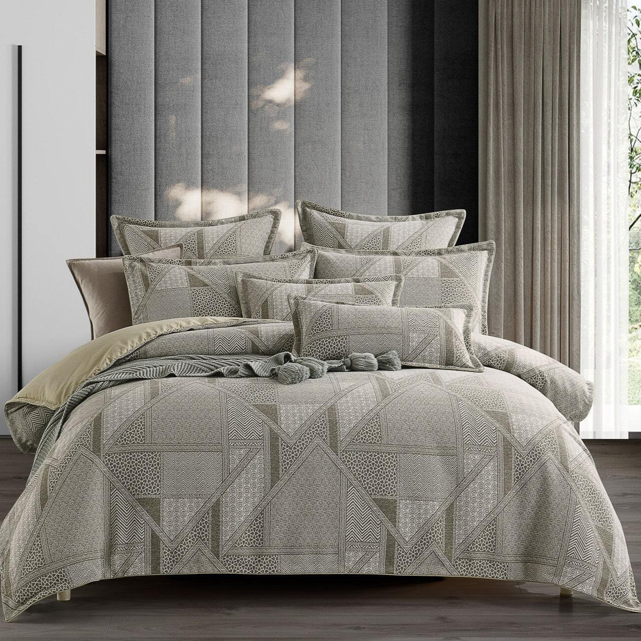 Manor Quilt Cover Set