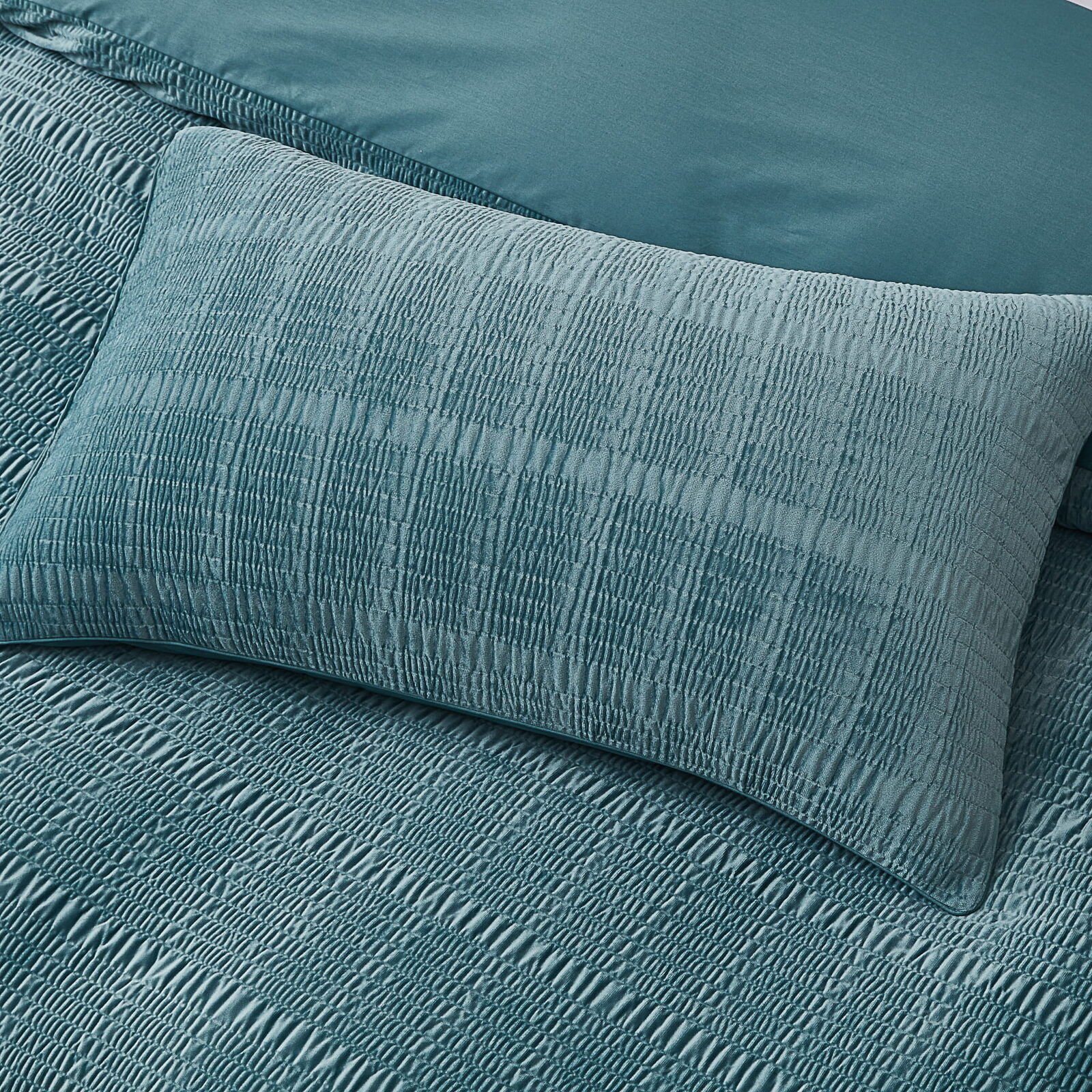 Blake Teal Velvet Quilt Cover Set
