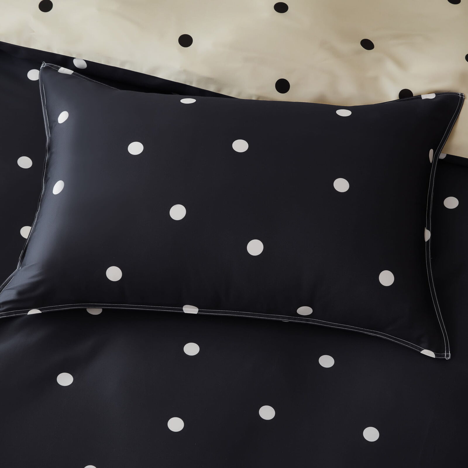 Halo Charcoal Quilt Cover Set