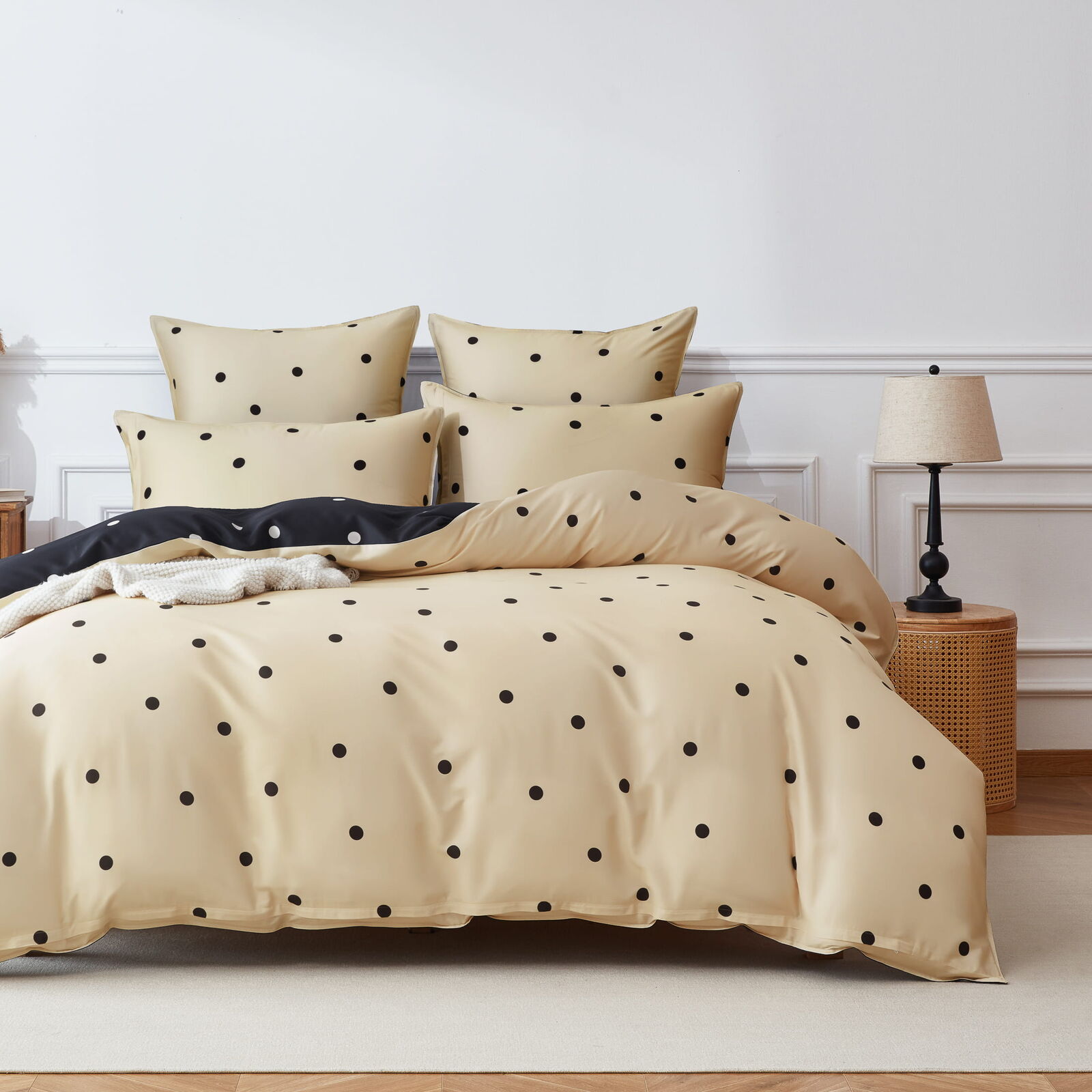 Halo Charcoal Quilt Cover Set
