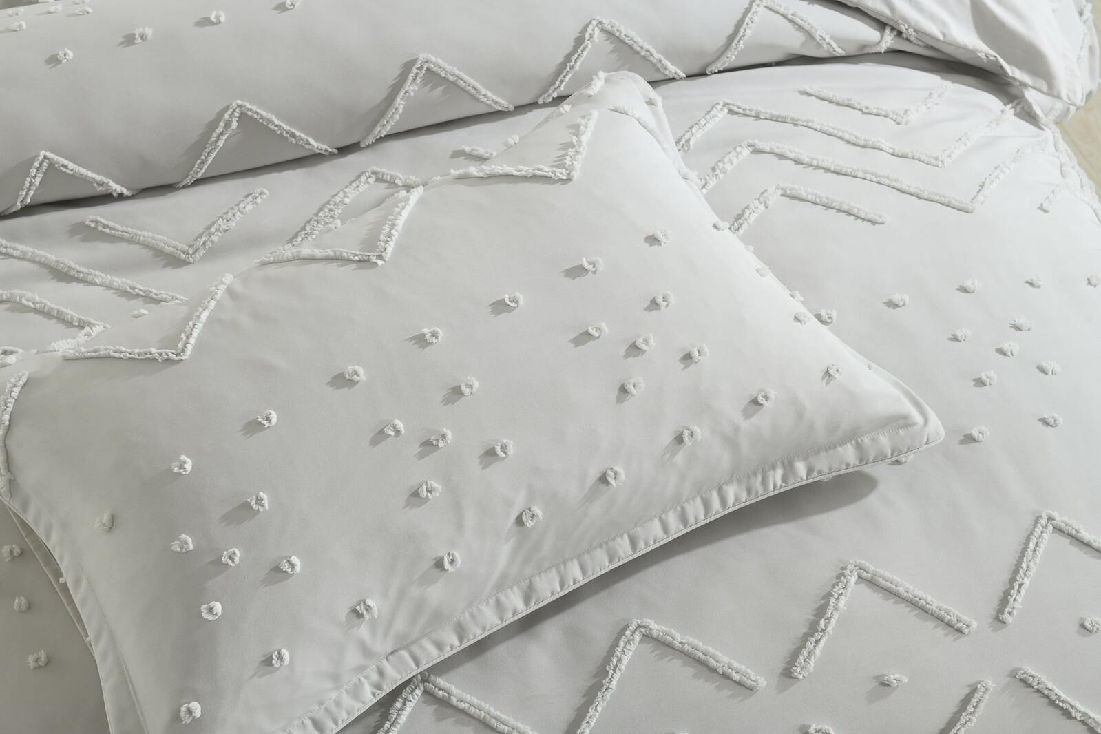 Lorelei Silver Quilt Cover Set