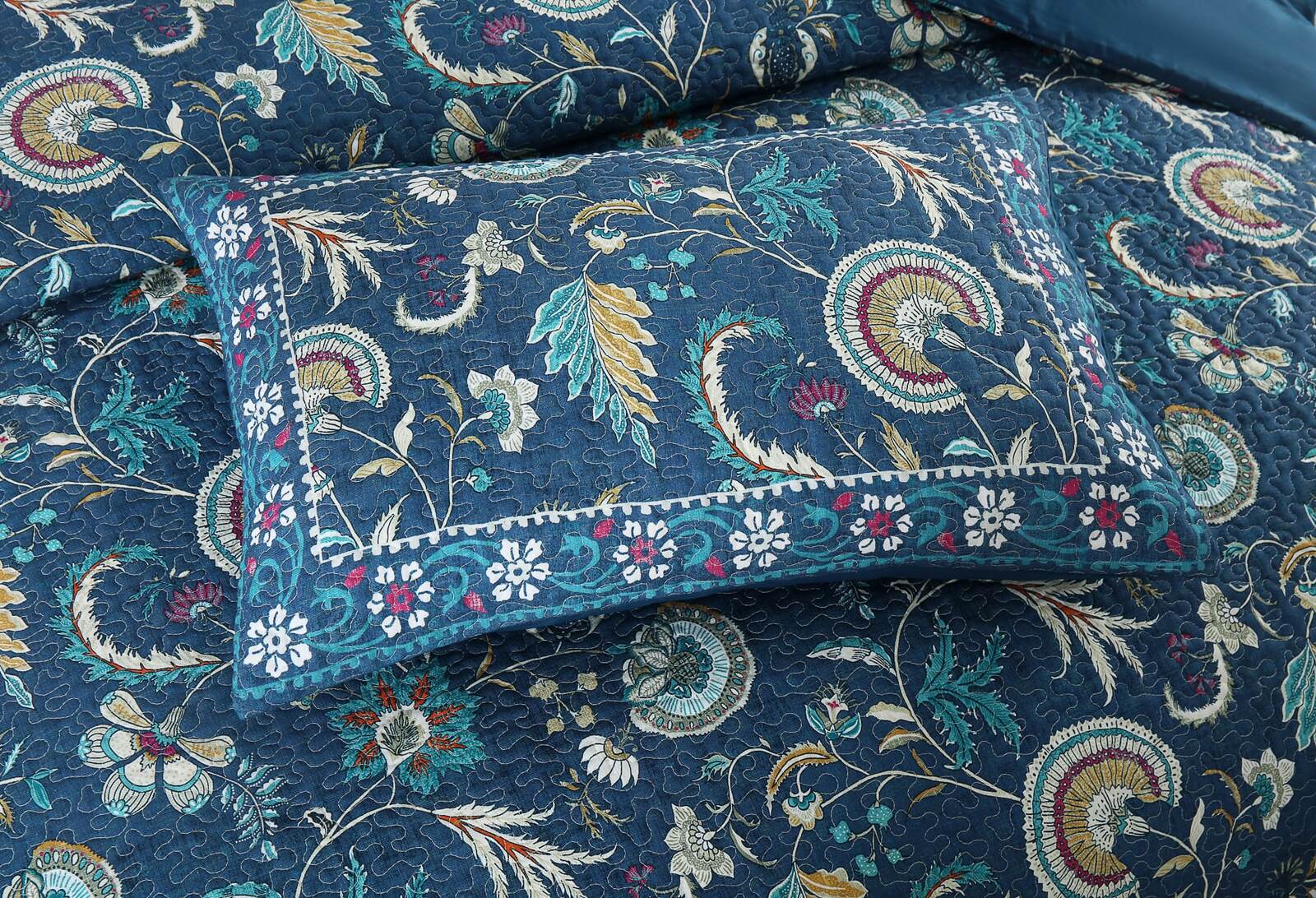 Narelle Quilt Cover Set