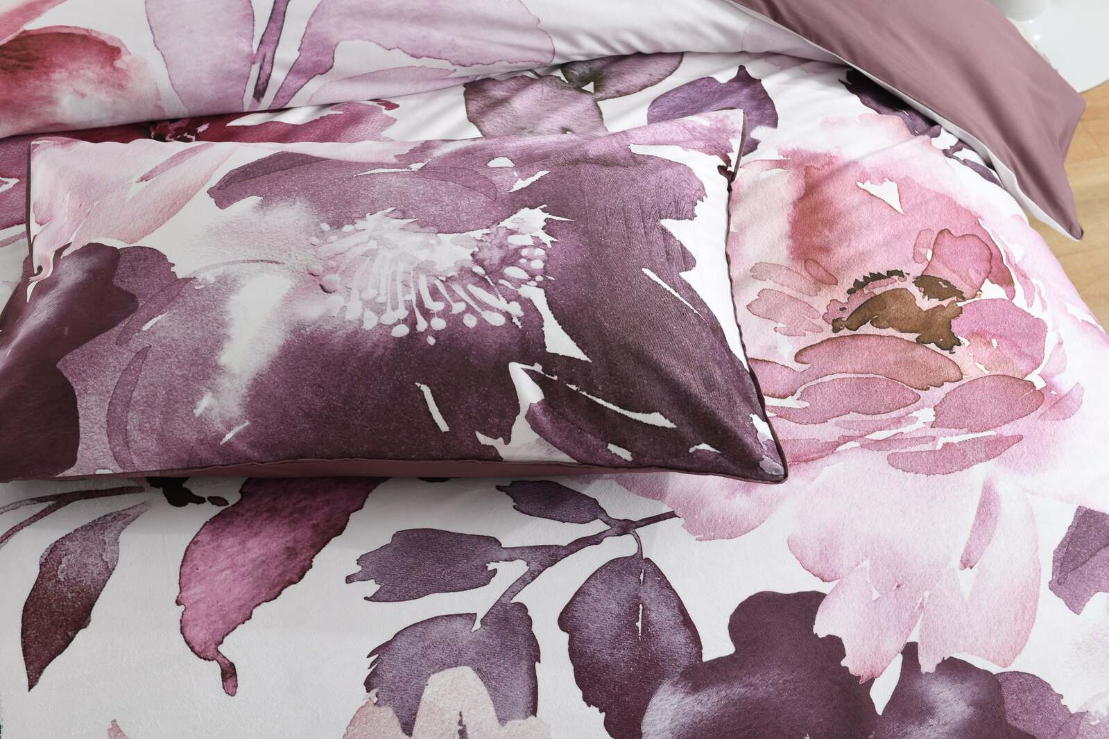 Petal Velvet Quilt Cover Set