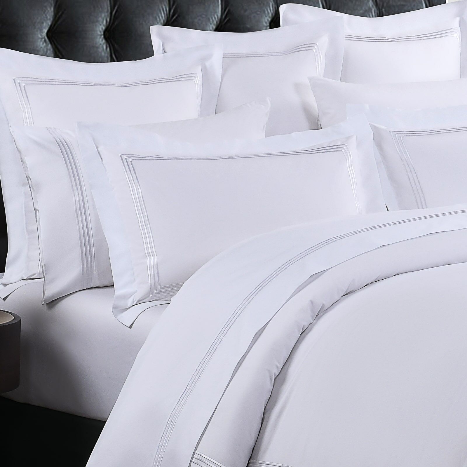 Hotel Luxe - 1000TC - White on White  embroidery