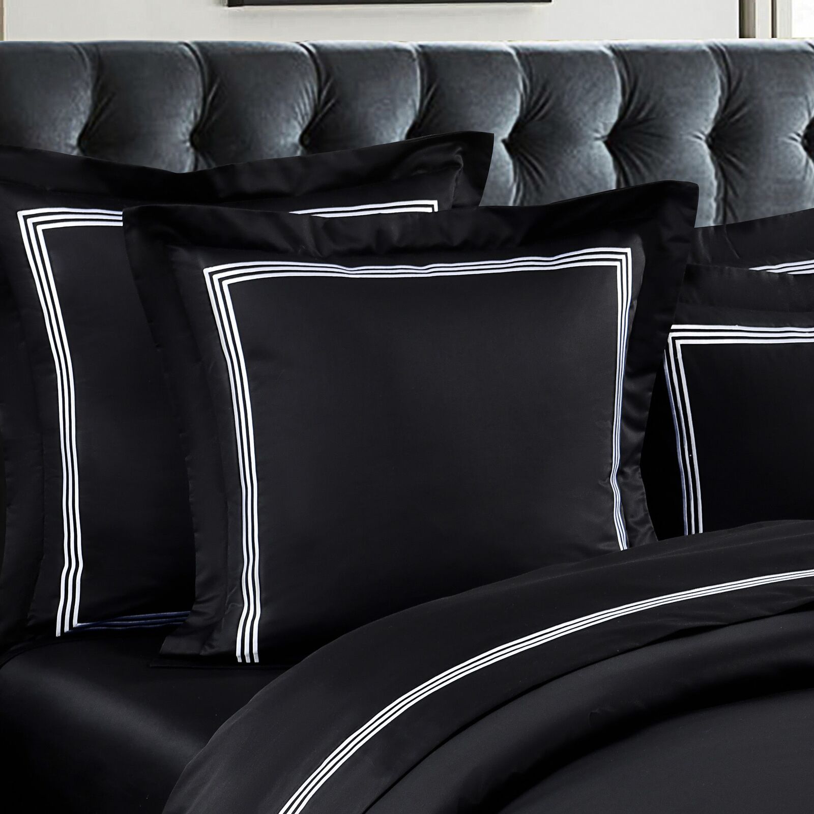 Hotel Luxe - 1000TC - Black with White embroidery