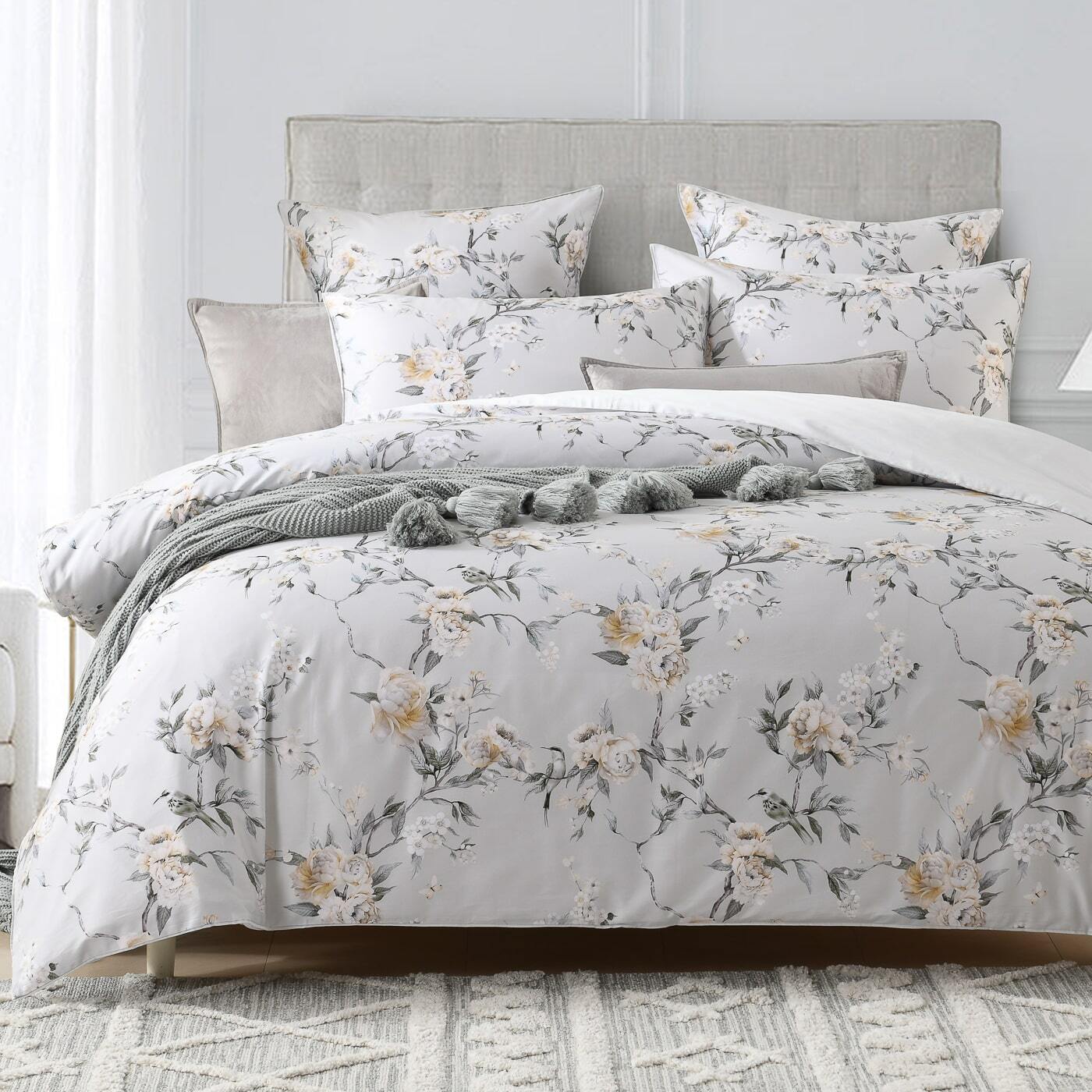 Shiloh Silver Quilt Cover Set