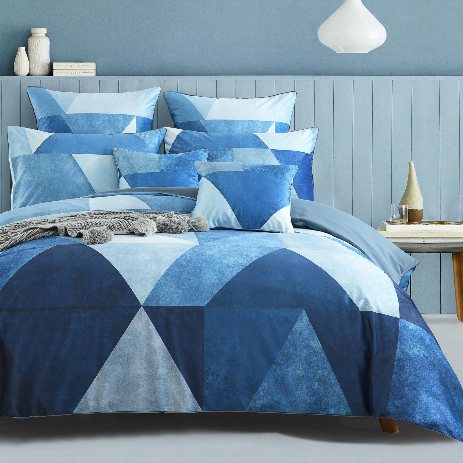 Vaughn Velvet Quilt Cover Set