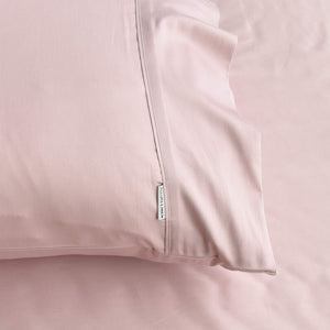 400 thread count, 100% cotton, sateen finish standard pillowcase PC, blush pink