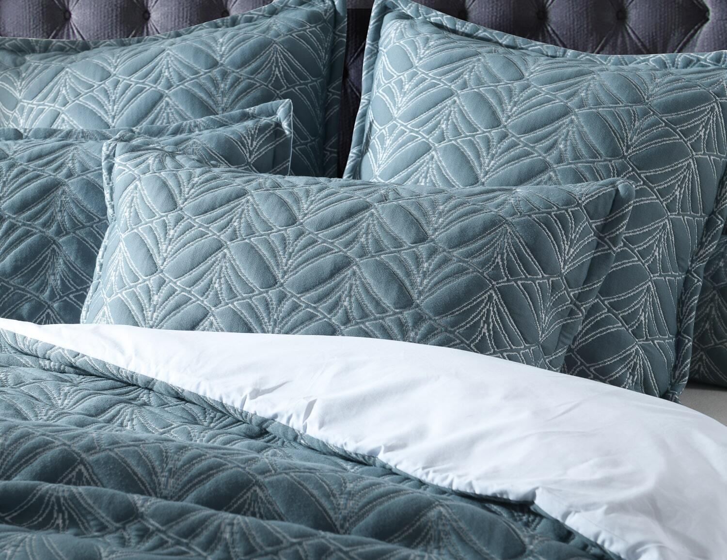 Ezra Quilt Cover Set