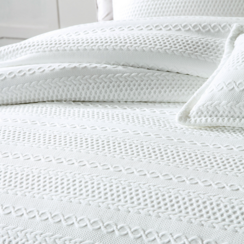 IVY White Quilt Cover Set