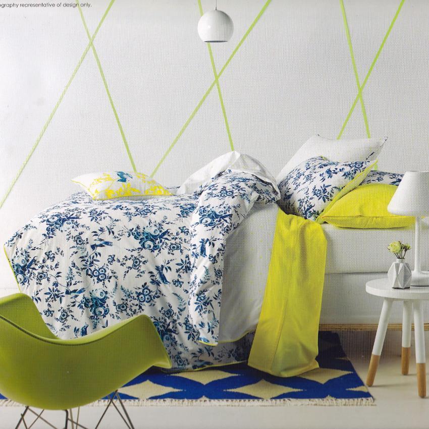 100% cotton duvet cover set. White and blue quilt cover set.