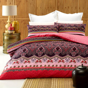 Burgundy and pink, quilted effect quilt cover set. Reversible duvet cover set.