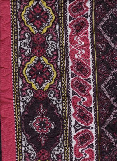 Burgundy and pink, quilted effect quilt cover set. Reversible duvet cover set.