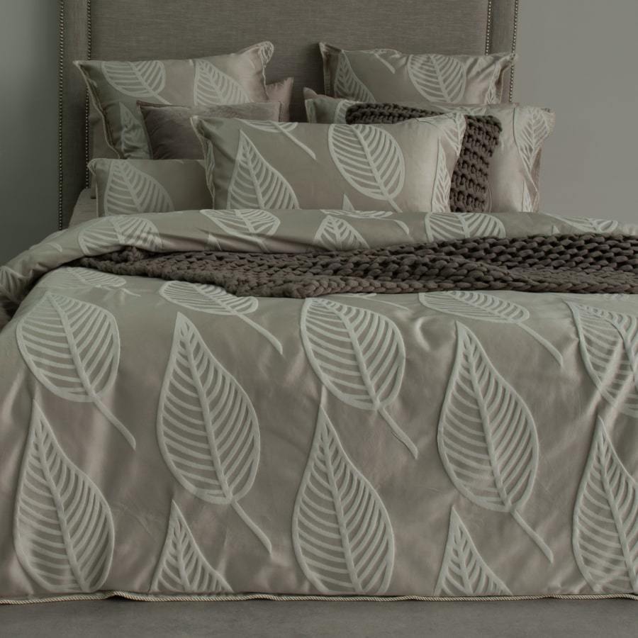 Jaxon mocha quilt cover set. Luxury Jacquard duvet cover set.